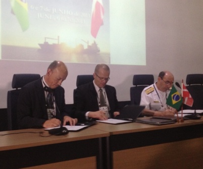 Fra venstre: kontorchef Sune Rahn, Styrelsen for Videregående Uddannelser og Uddannelsesstøtte, direktør Andreas Nordseth, Søfartsstyrelsen, vice-admiral viveiros, DPC Brasilien.