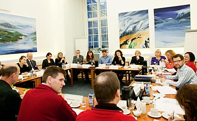 Deltagere diskuterer kvinder i forskningen