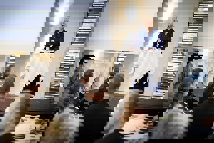 Minister Christina Egelund taler på Uddannelses- og Forskningsmødet