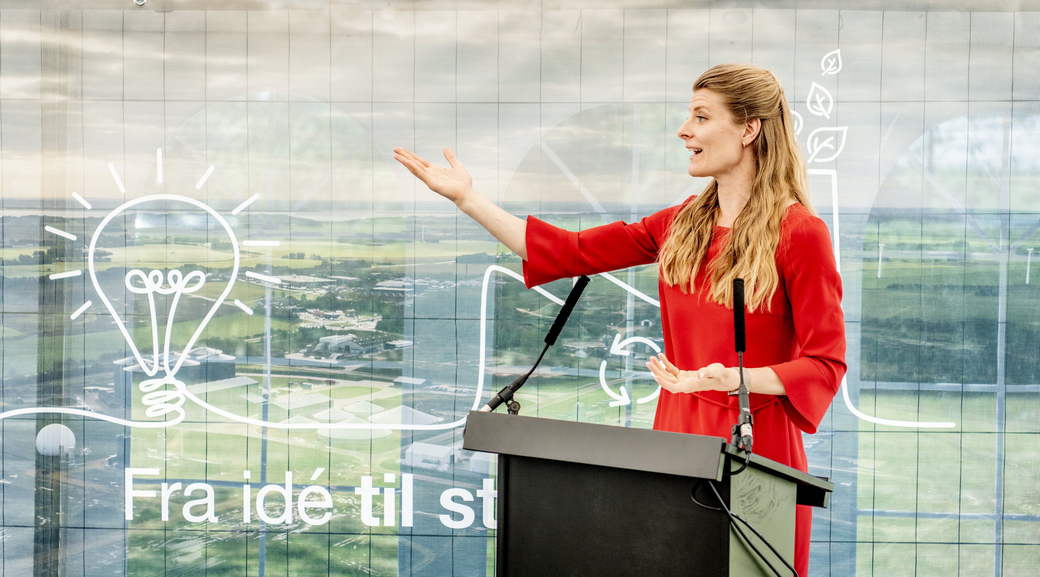 Uddannelses- og forskningsminister Ane Halsboe-Jørgensen taler i GreenLab Skive. Foto: Mette Johnsen